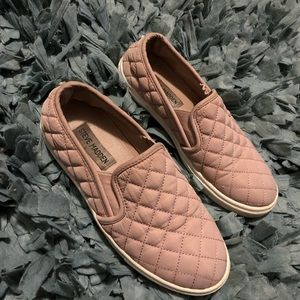 Steve Madden slip ons